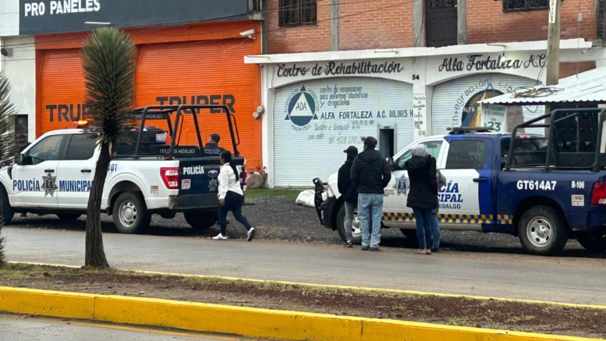 Hombres armados irrumpieron en anexo y comenzaron a disparar, matan a tres
