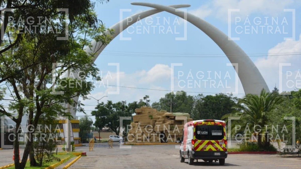 ¡Gran susto! Flamazo en local de comida en el Zoológico de León causa lesiones a mujer