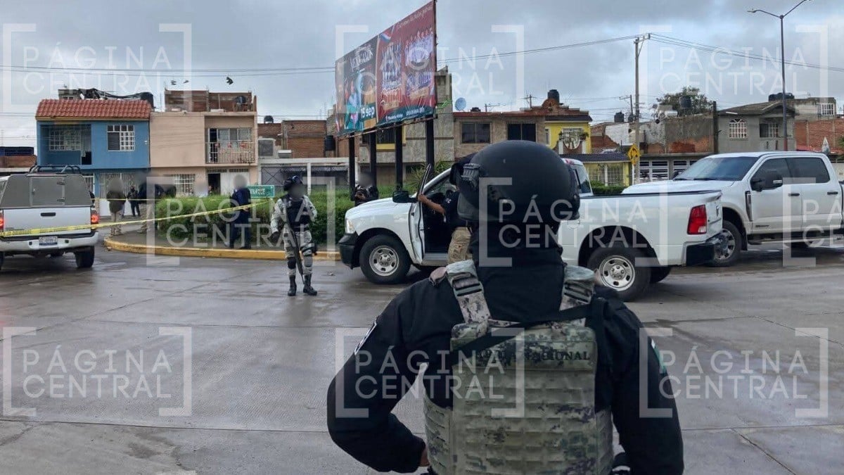 Policía salió de su turno y estaba a punto de entrar a casa cuando lo mataron a balazos