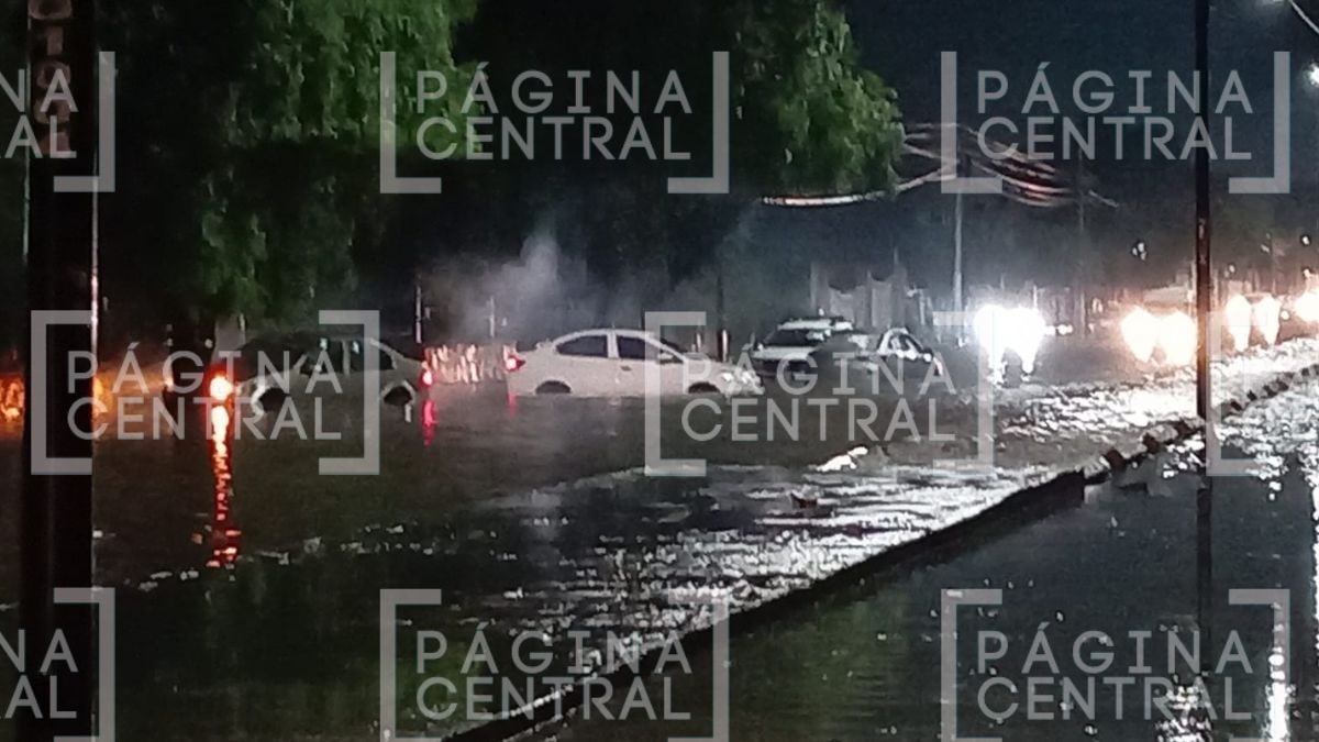 VIDEO ¡Hasta paso de desnivel cerraron! Lluvias intensas en León dejan afectaciones 