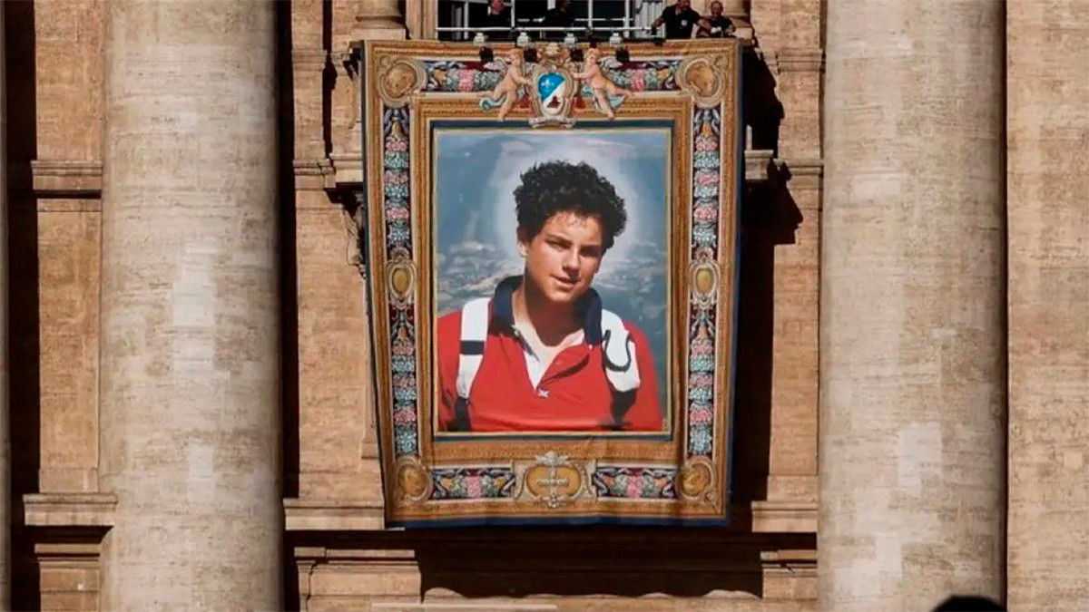 VIDEOS Canonizan a Carlo Acutis ¿Quién fue y cómo llegó a ser el primer santo millennial?