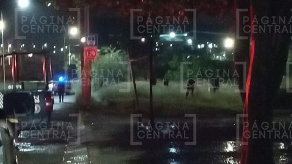 Hombres discutían en un campo frente a parada del camión y de pronto uno baleó al otro