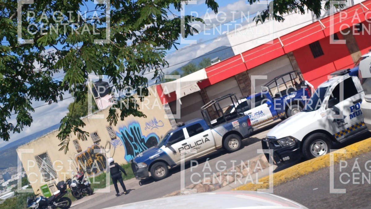 Operativo en busca de autos robados termina en tiroteo en esta colonia de León