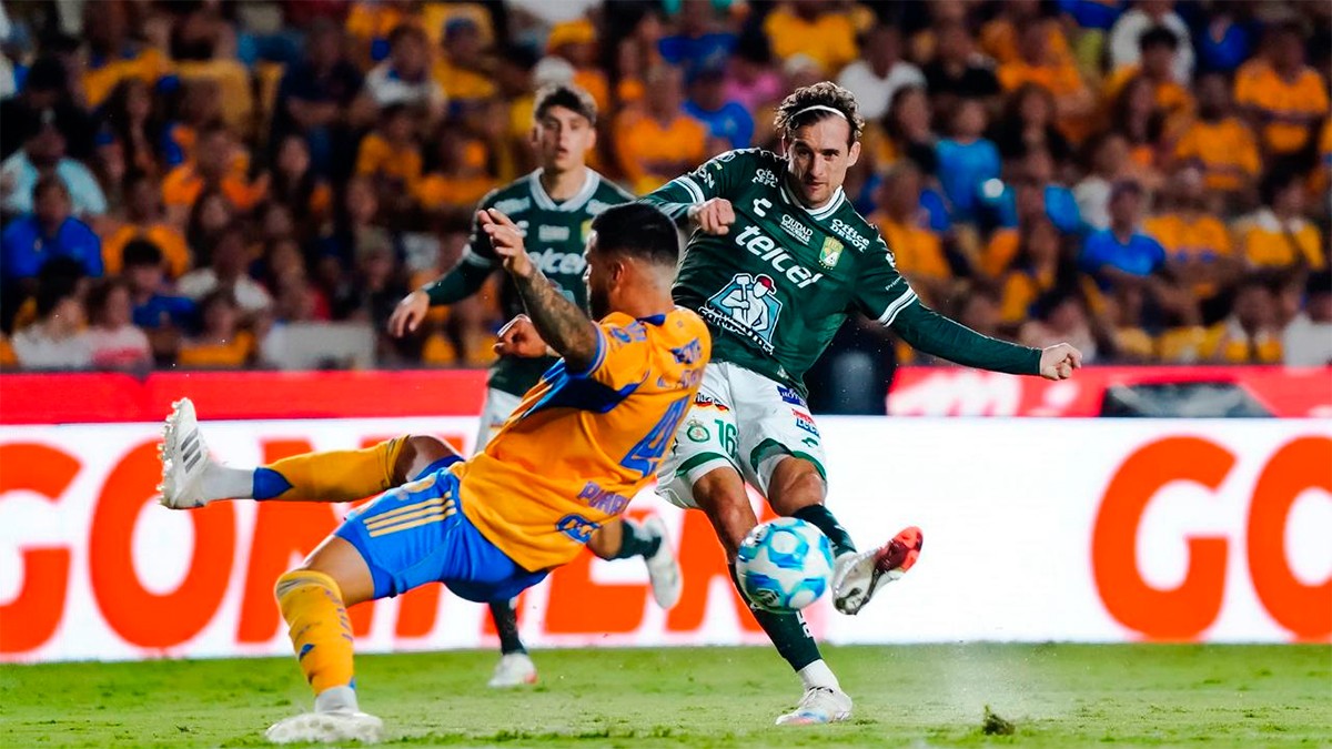 ¡Sufrido! Con uno más, León no puede vencer a Tigres en el Volcán