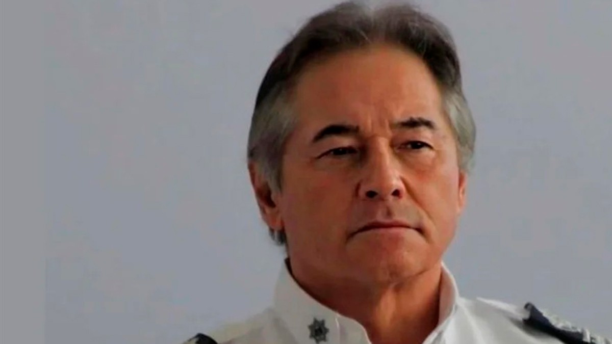 Derribaron puerta y sometieron a ex Secretario 