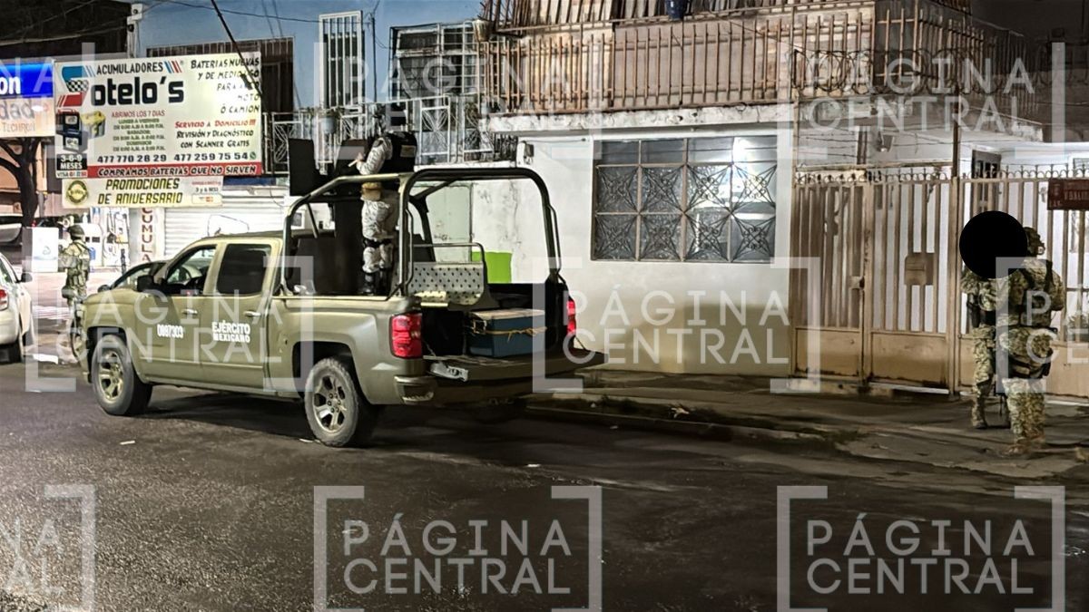 VIDEO Recibió balazo en la cabeza: Hombre es baleado en vivienda, en León