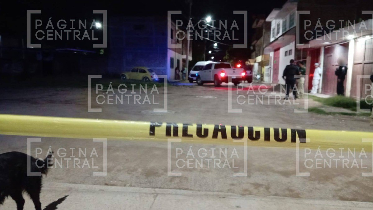 'El Briseño' platicaba con unos amigos cuando fue asesinado en esta colonia de León