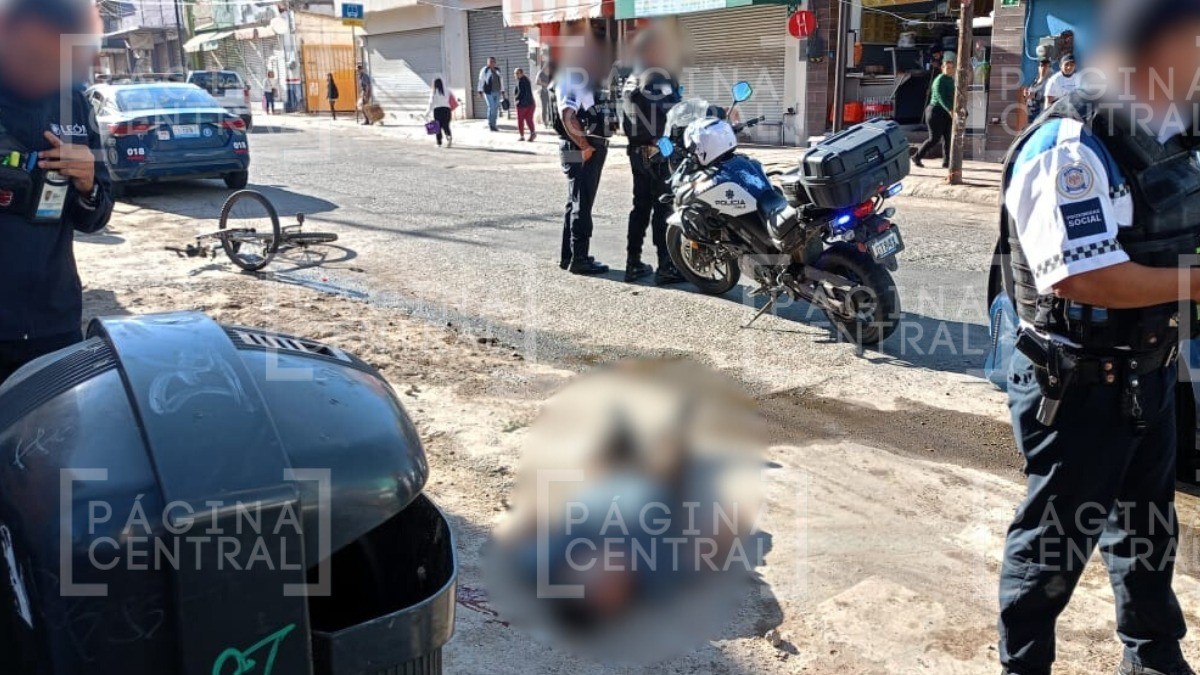 Abuelito ciclista iba por la Alemán cuando lo atropelló un camión urbano y ahora está grave