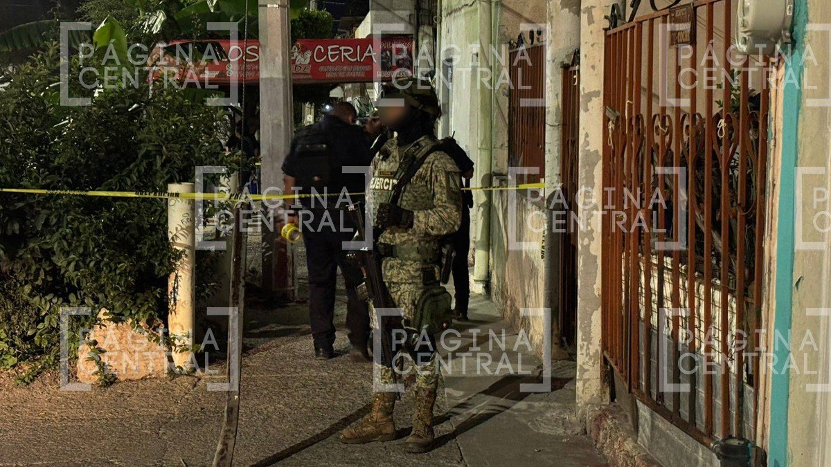 Motosicarios disparan a Carmen y huyen rumbo al Espinazo del Diablo; muere más tarde