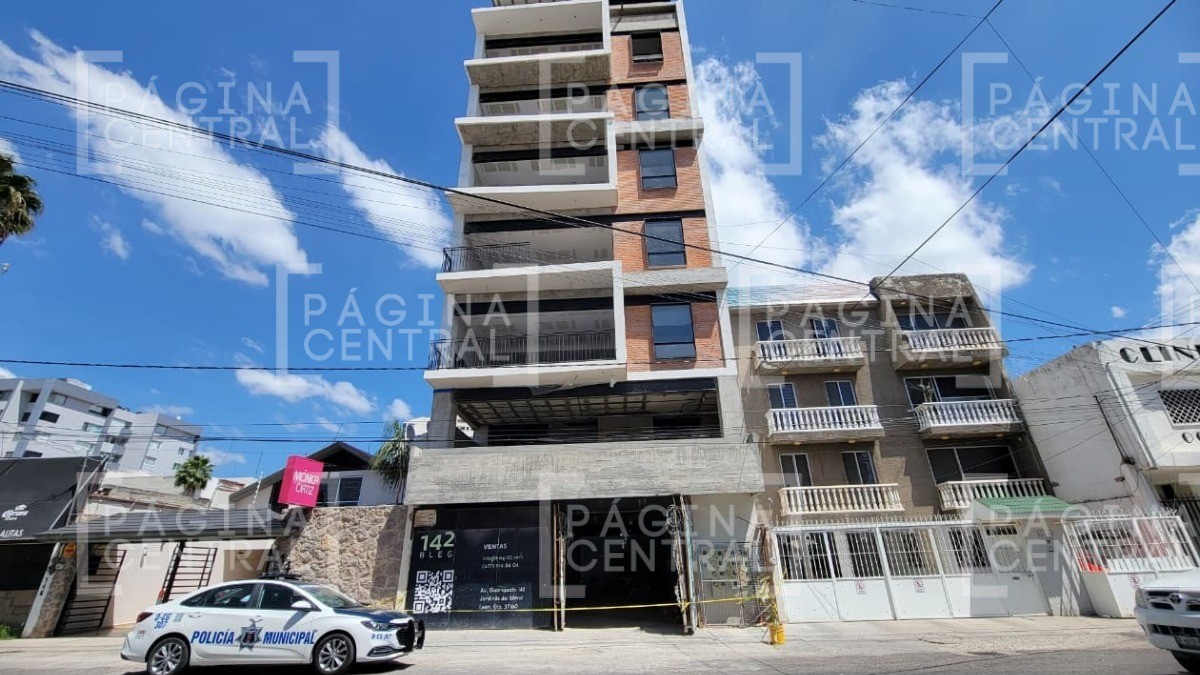 ¡Alarma fuerte ruido a vecinos! Albañil muere al caer de edificio en Jardines del Moral