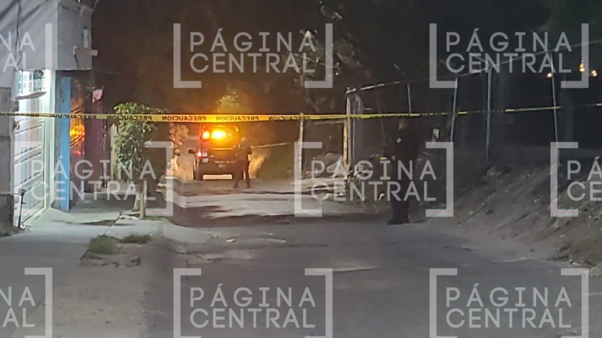 VIDEO Esposa lo vio todo: Hombre es baleado por sicarios cuando llegaba a casa 