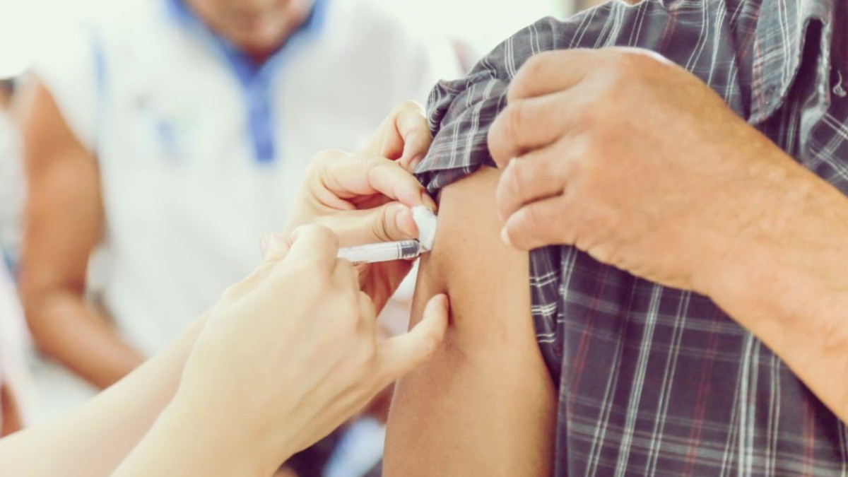 La vacuna del VPH no es solo para mujeres; si eres hombre debes vacunarte por esta razón