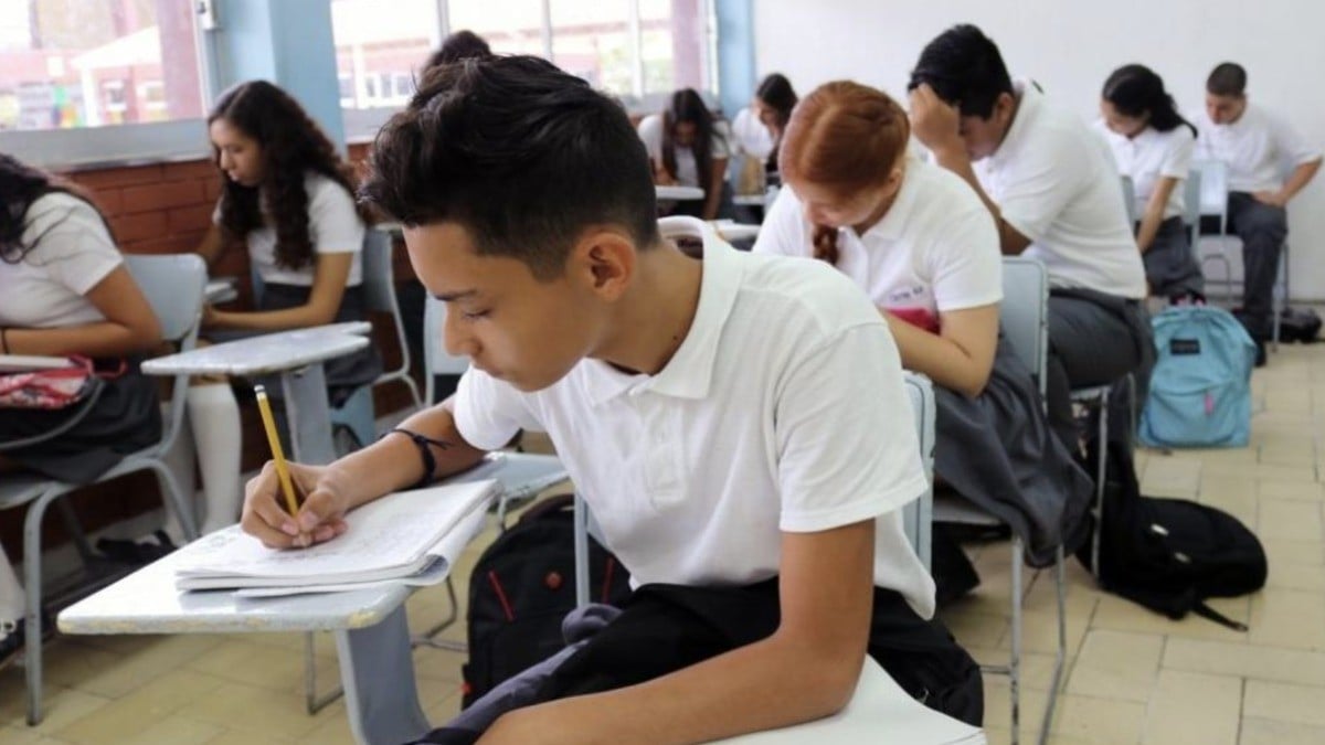 ¿Quieres terminar la preparatoria en dos años? Abrirán 10 nuevos espacios en León