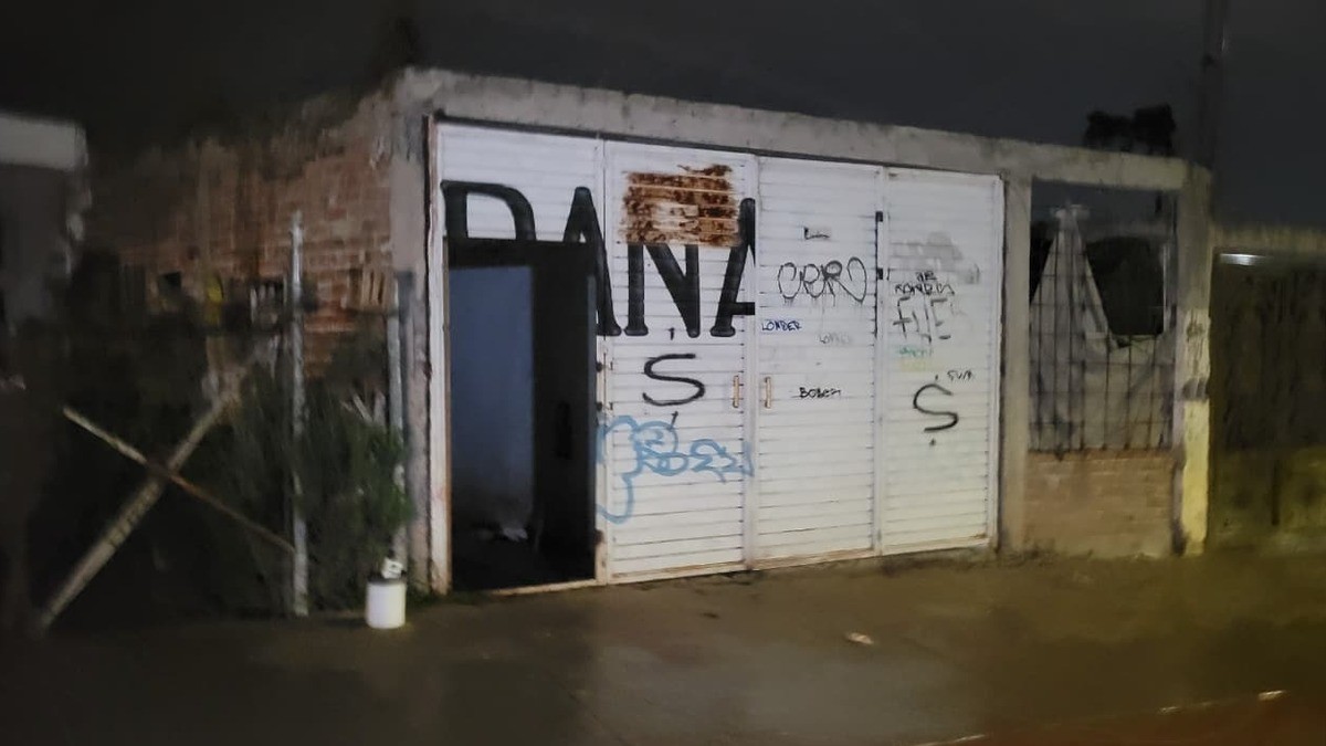 Sicarios tocan a la puerta y disparan a hombre que les abrió; está grave