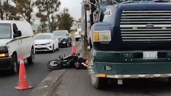 Joven motociclista muere atropellado y su cuerpo quedó bajo la tolva