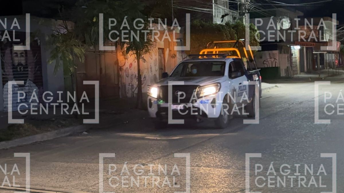 Su familia lo vio todo: Hombre es atacado a balazos afuera de su casa