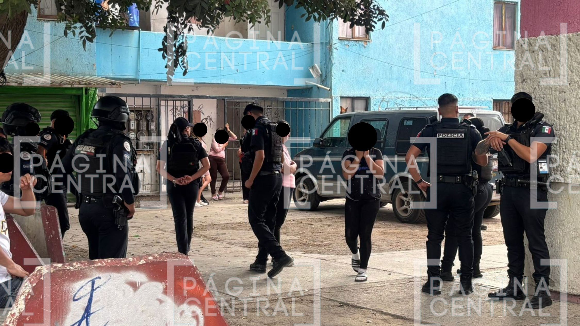 Le dieron en la cabeza: Joven es atacado con arma blanca 