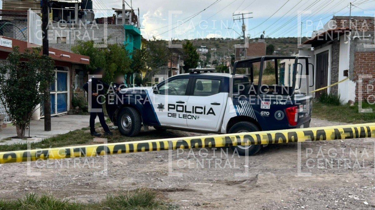 Rizos del Saucillo: Tocan a su puerta, sale y lo ejecutan