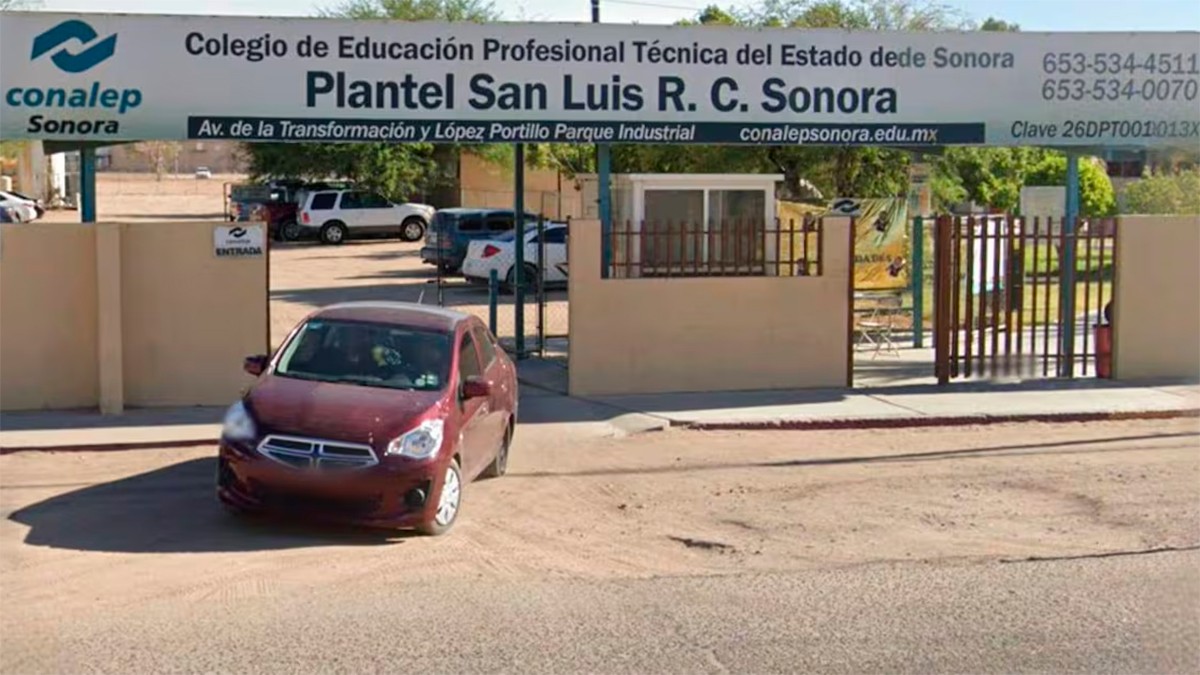 Estudiantes del Conalep le dan ácido en lugar de agua a un compañero; fueron expulsados