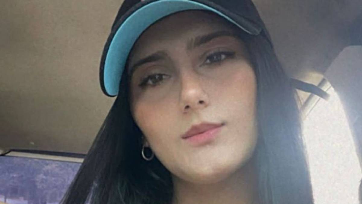 La hirieron en cuello, brazo y dedo: Matan a influencer La Traviesa RP frente a su novio