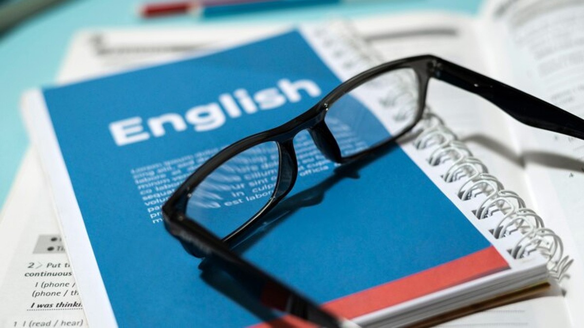 ¿Hablas inglés? Escasez de ingenieros bilingües en León frena inversión extranjera