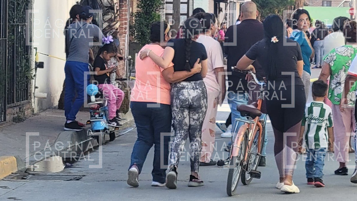 ¡Pánico en la 10 de Mayo! Explosión deja una persona quemada y varias con crisis nerviosa