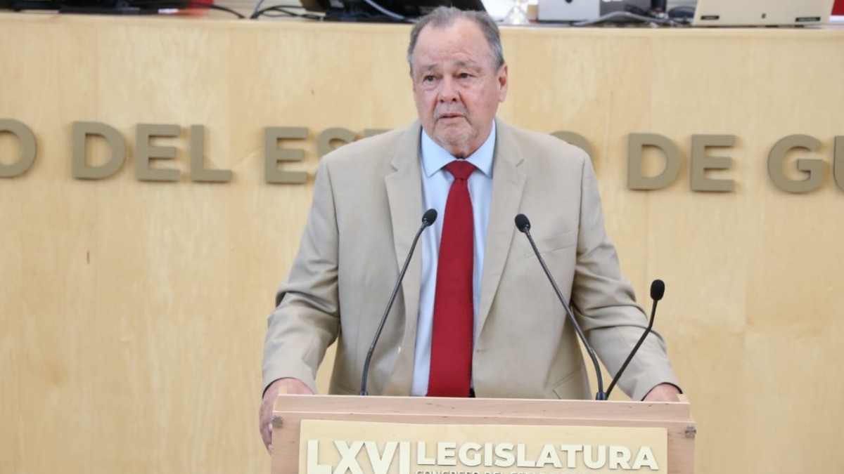 ¡Queja llegó al Congreso! Exigen la destitución de directora del Metropolitano