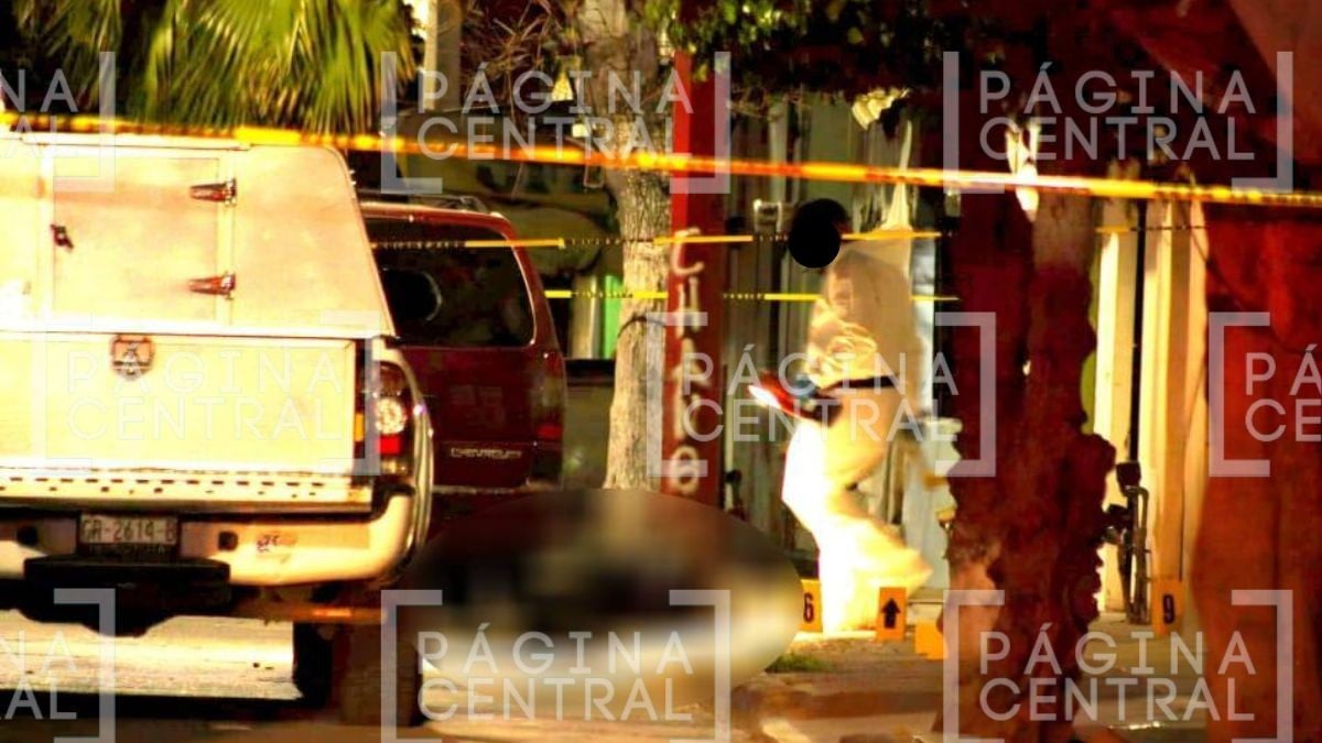 VIDEO Ataque directo: Sicarios balean a dos hombres y uno muere 