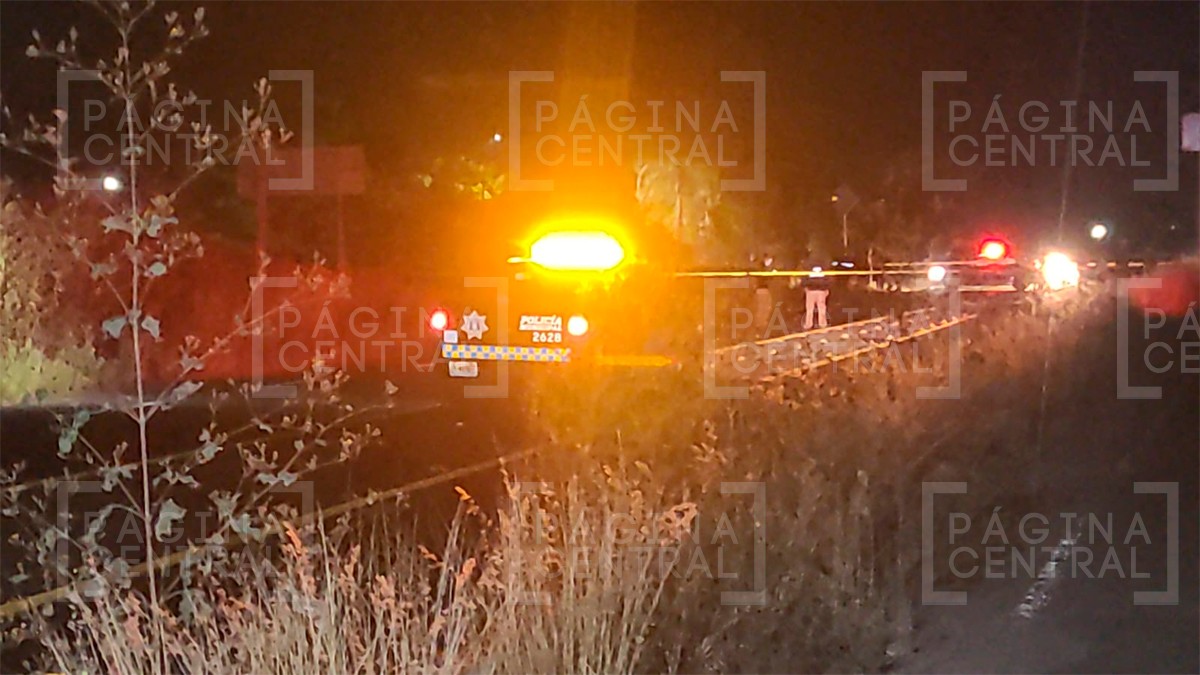 Muere adolescente tras ser embestido en motocicleta; su acompañante está grave