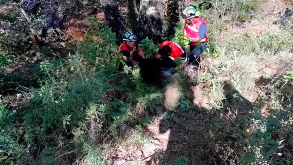 Iba en paseo ciclista hacia el Cristo Rey, pero cayó a un barranco y murió en el lugar