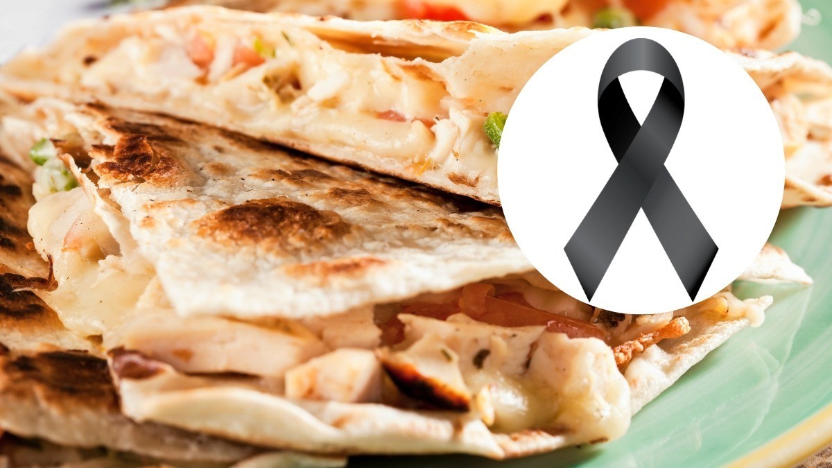 Mateo cenó quesadillas de pollo con su familia, lo llevaron rápido al Materno, pero murió