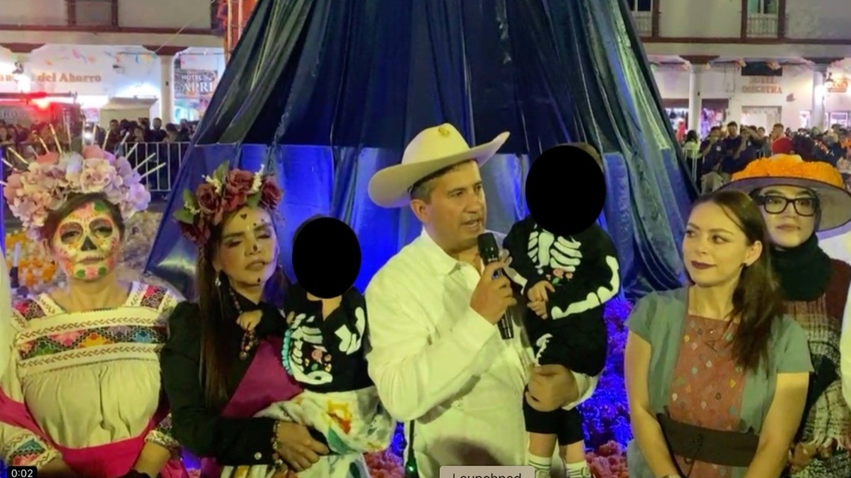 Asesinan a alcalde en ataque armado en pleno Festival de Velas de este municipio