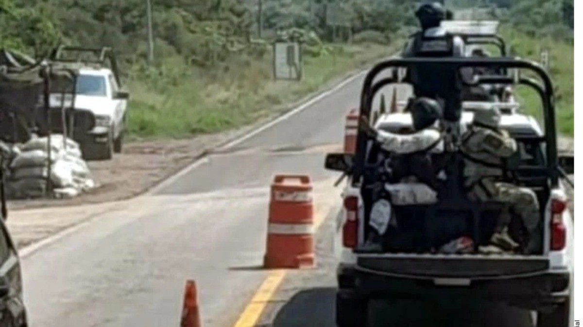 Matan a sobrino de Hipólito Mora y a su esposa en Michoacán 