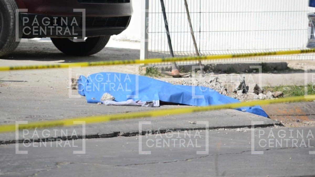 ¡Lo persiguieron! Conductor de revolvedora atropella y mata a joven, chofer intentó huir