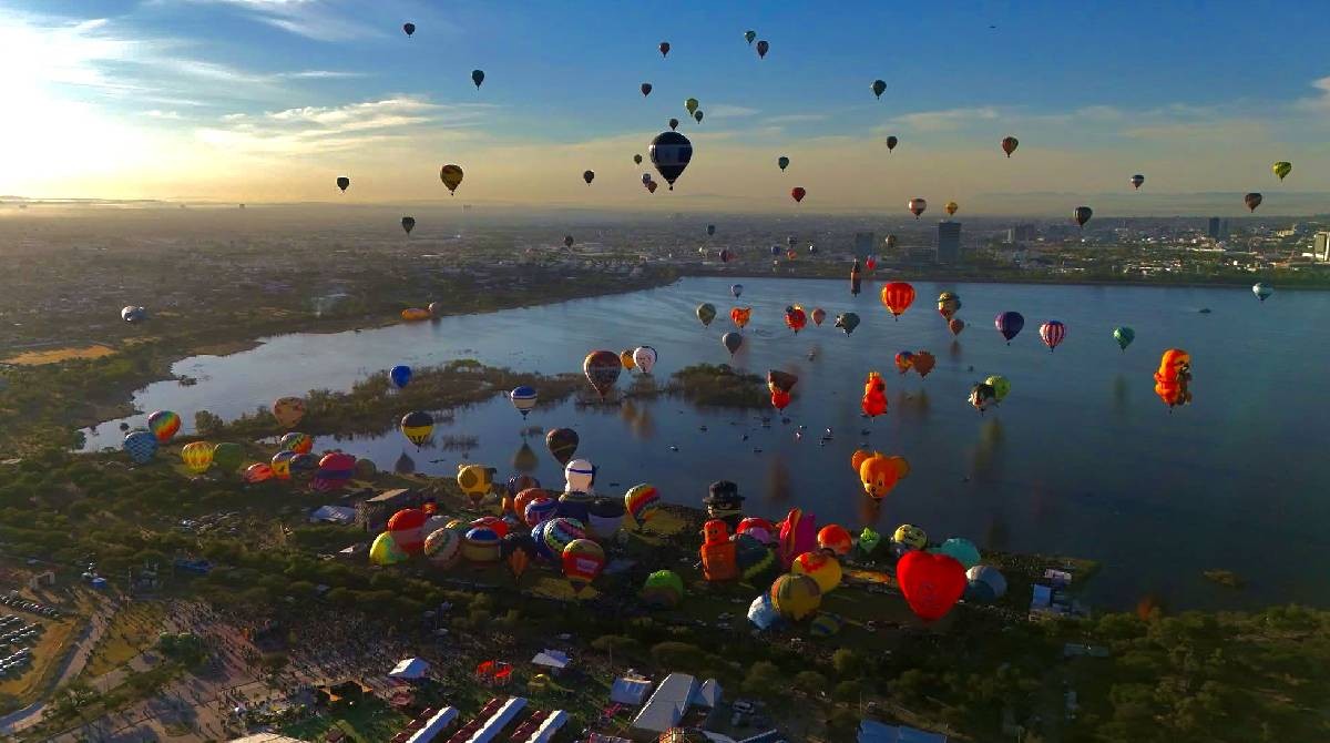 FIG: 200 naves aerostáticas decoran el cielo de León
