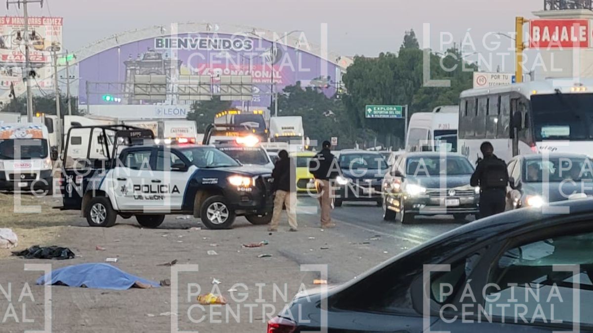 VIDEO Responsable huye: Muere hombre al ser atropellado en pleno bulevar 