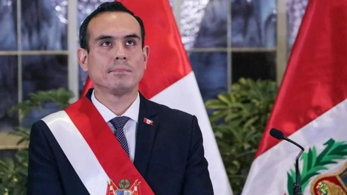 Deja Perú abierta posibilidad de allanar Embajada de México