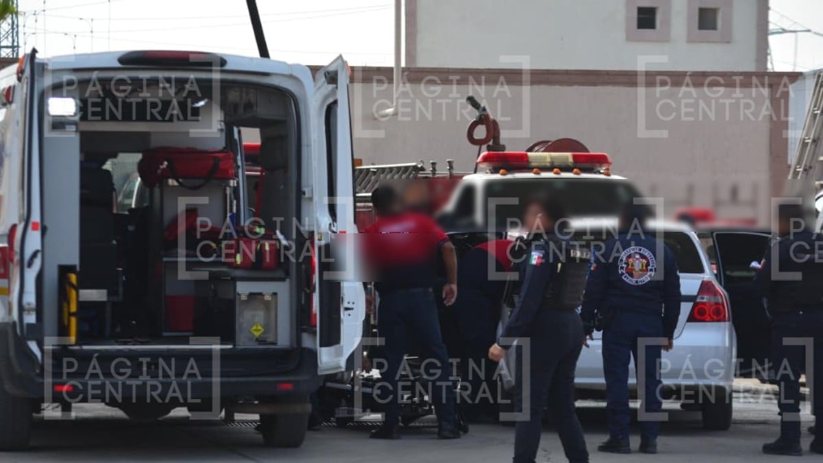 Hombre herido de un disparo llega hasta estación de bomberos para pedir auxilio