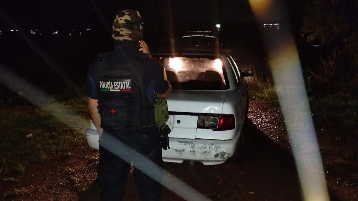 Acusan a policías de SLP de tirar 7 cuerpos en Zacatecas