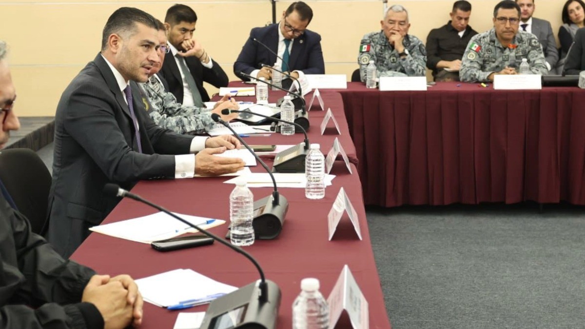 Harfuch se reúne con transportistas; estos son los acuerdos a los que llegaron