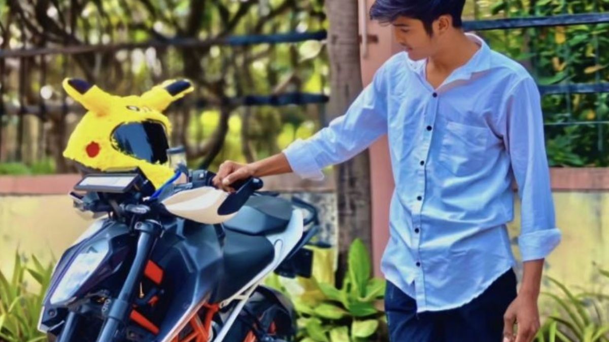 VIDEO Iba sin casco: Muere influencer en su moto tras accidente por exceso de velocidad 