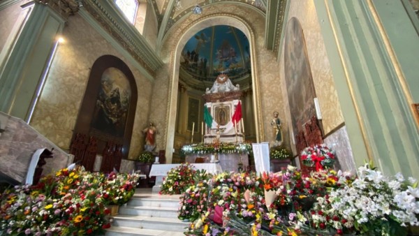 VIDEO Y FOTOS “¡Desde el cielo una hermosa mañana!“ Cientos veneran a la Virgen en su día