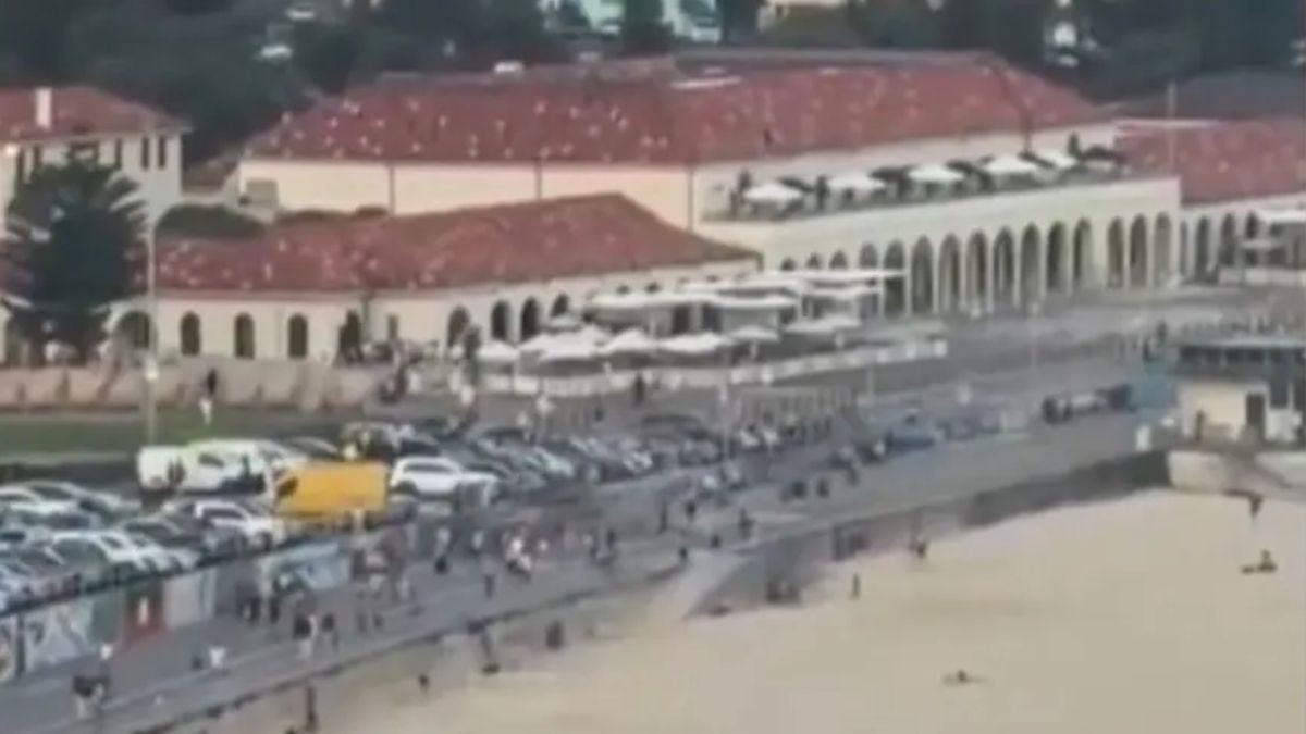 VIDEO Masacre en playa: Ataque armado deja al menos 12 muertos y 29 heridos