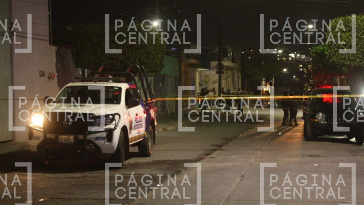 Atacantes iban en moto: Juan estaba en la calle cuando sicarios lo acribillan 