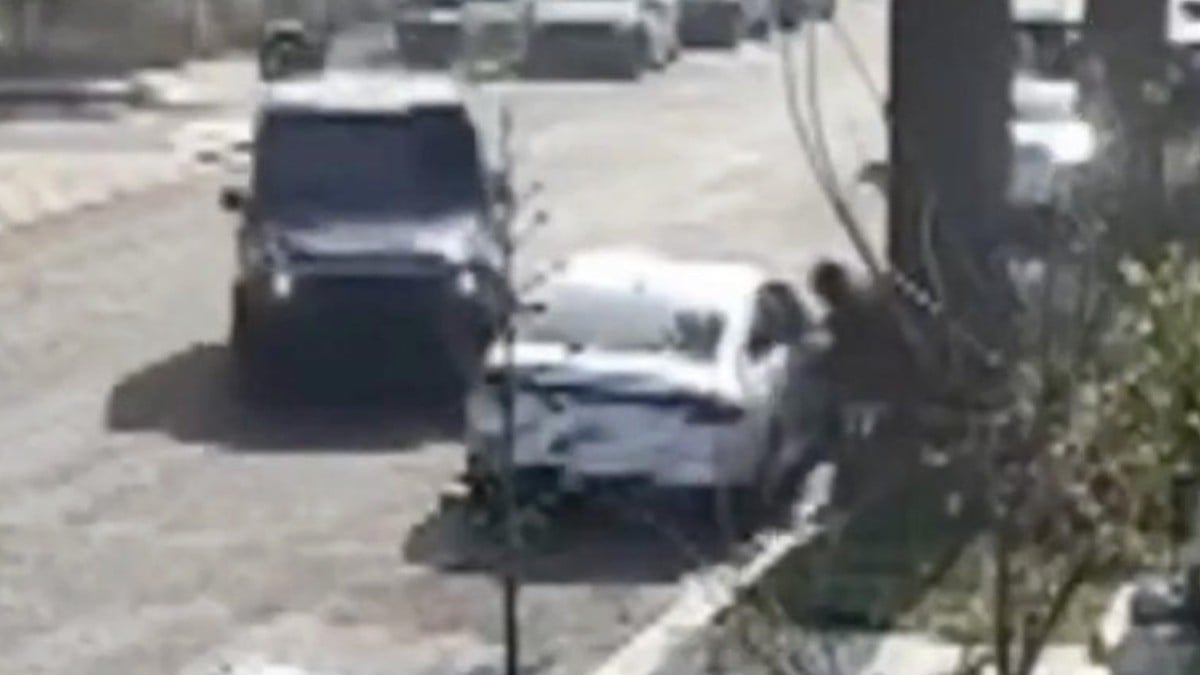 VIDEO Mamá choca a ladrones que entraron a la casa donde estaban sus hijos con su abuela