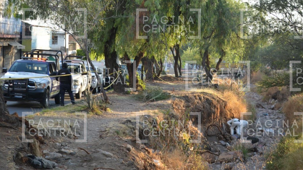 ¡Macabro hallazgo en Las Mandarinas! Vecinos hallan cuerpo embolsado y maniatado