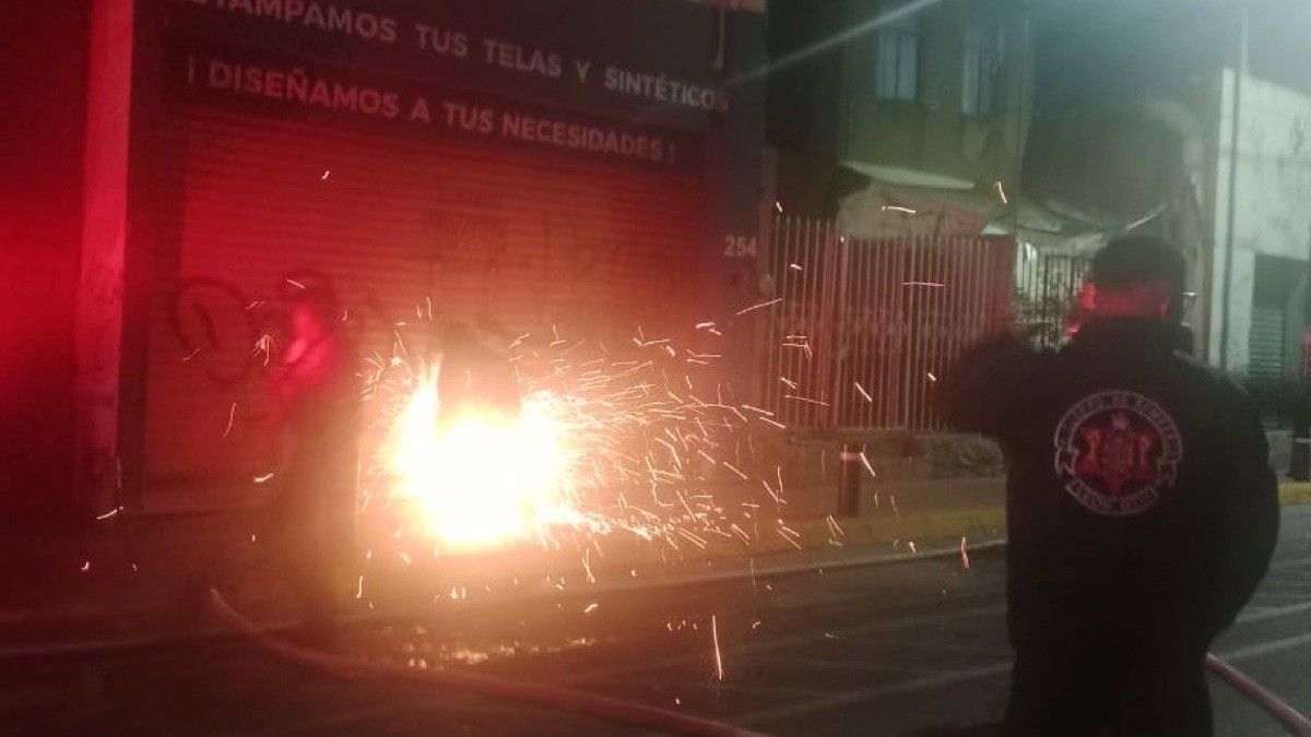 Registran en León incendios en casas, árboles, basura y hasta fugas de gas durante Navidad