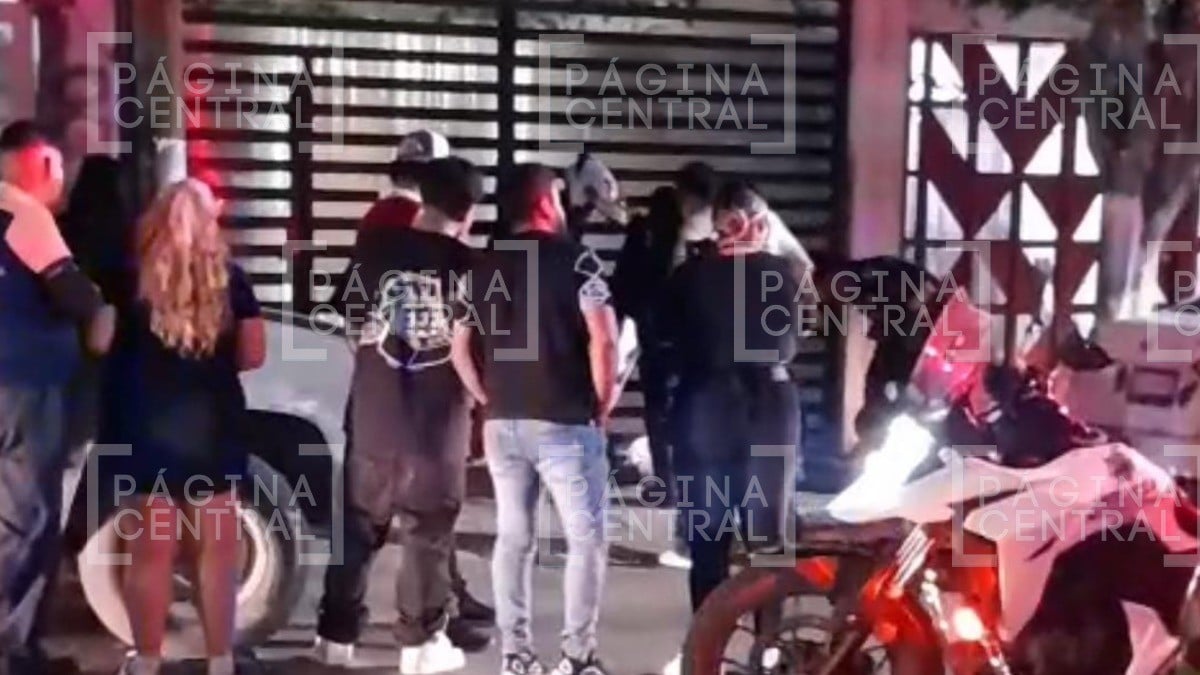 Hombre caminaba por esta calle cuando motosicarios lo asesinaron