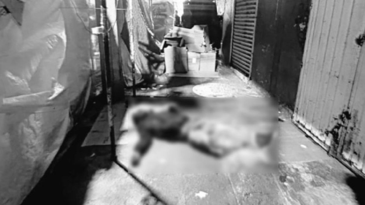 Pánico en tianguis de Reyes: Balacera deja un hombre sin vida y a otro herido 