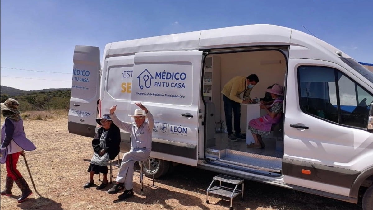 ¡Atención abuelitos! Reforzarán atención odontológica de Médico en tu Casa